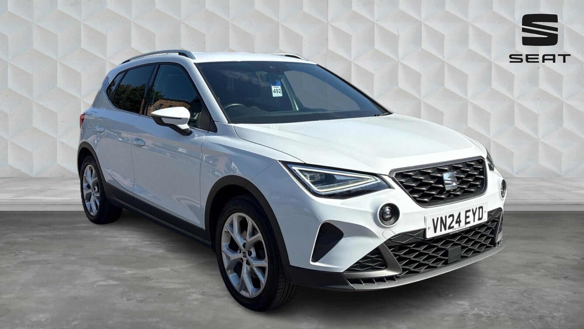 Main listing image - SEAT Arona