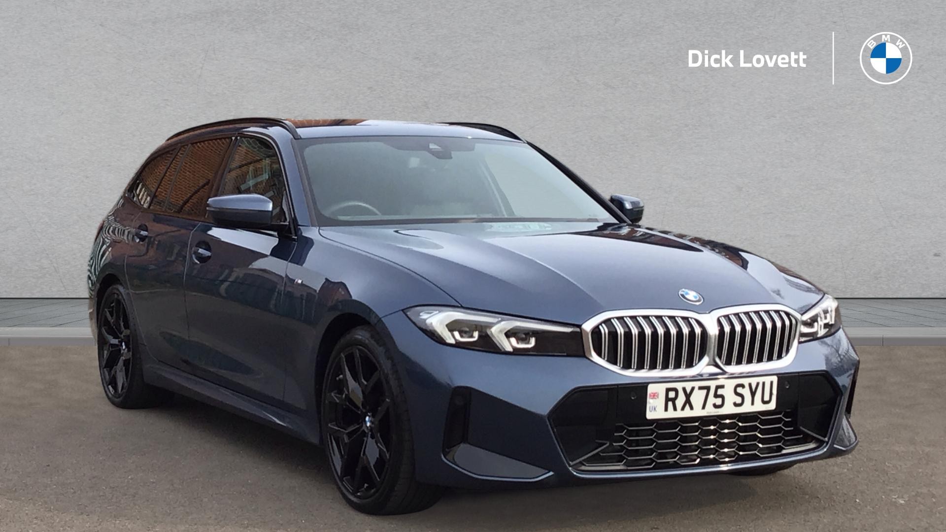 Main listing image - BMW 3 Series Touring