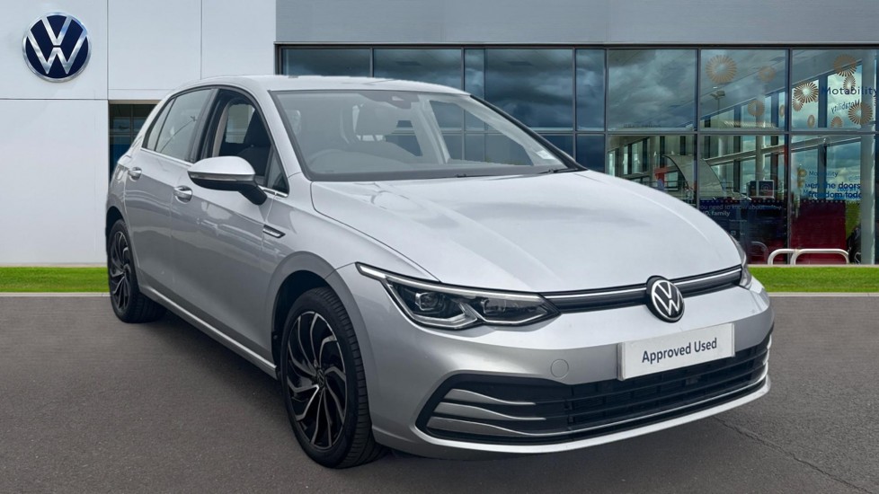 Main listing image - Volkswagen Golf