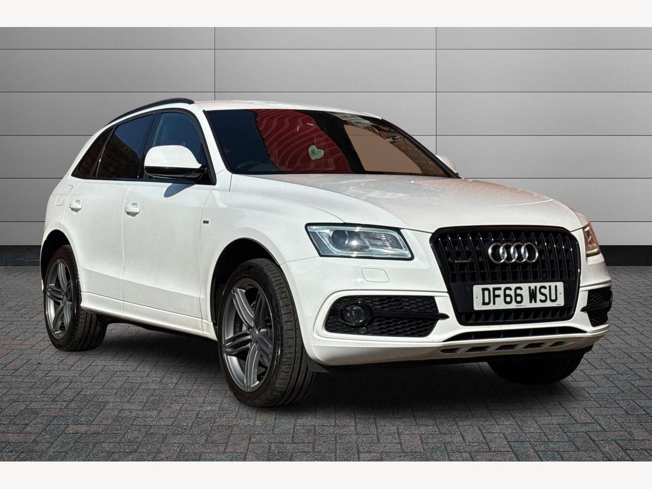 Main listing image - Audi Q5