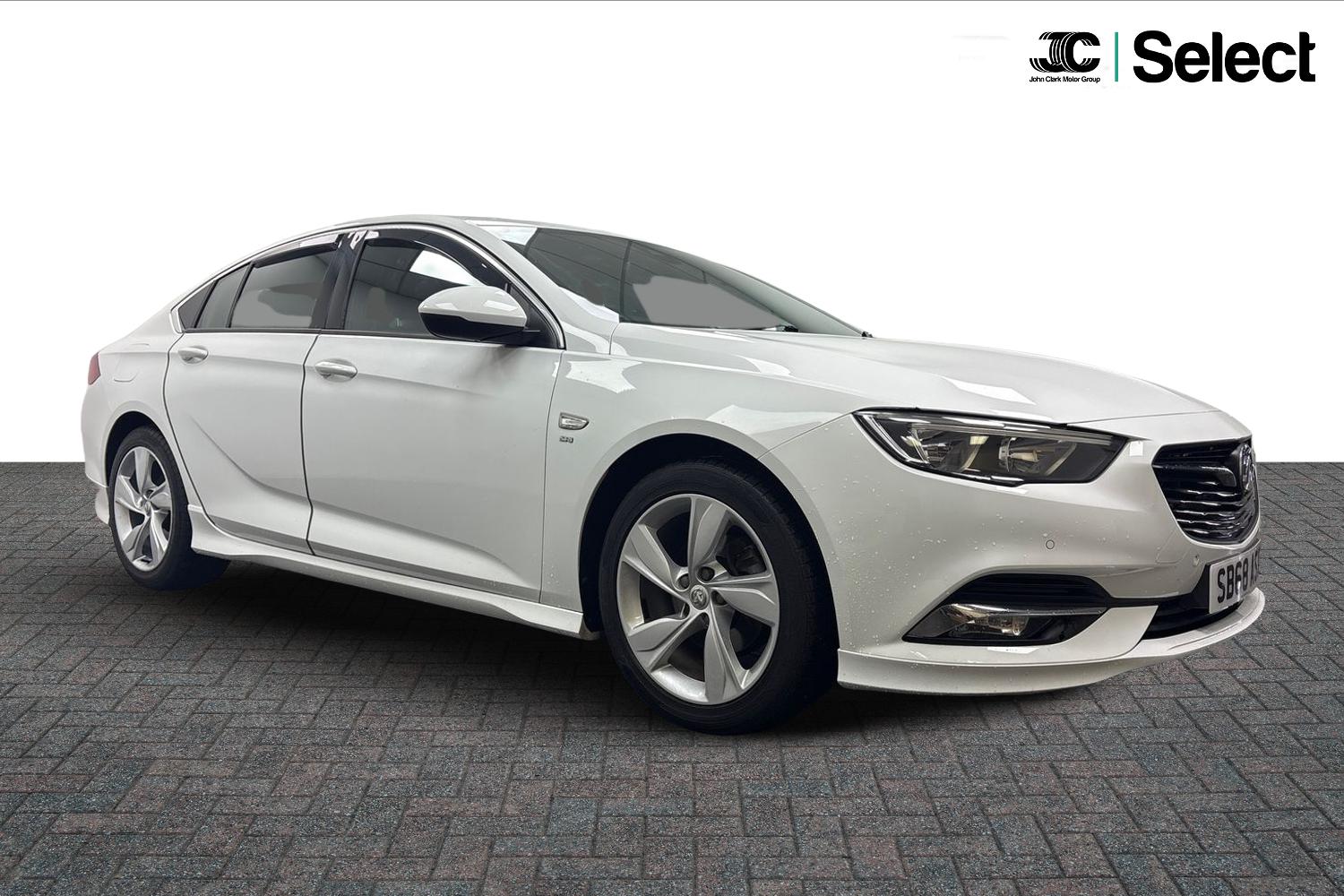 Main listing image - Vauxhall Insignia