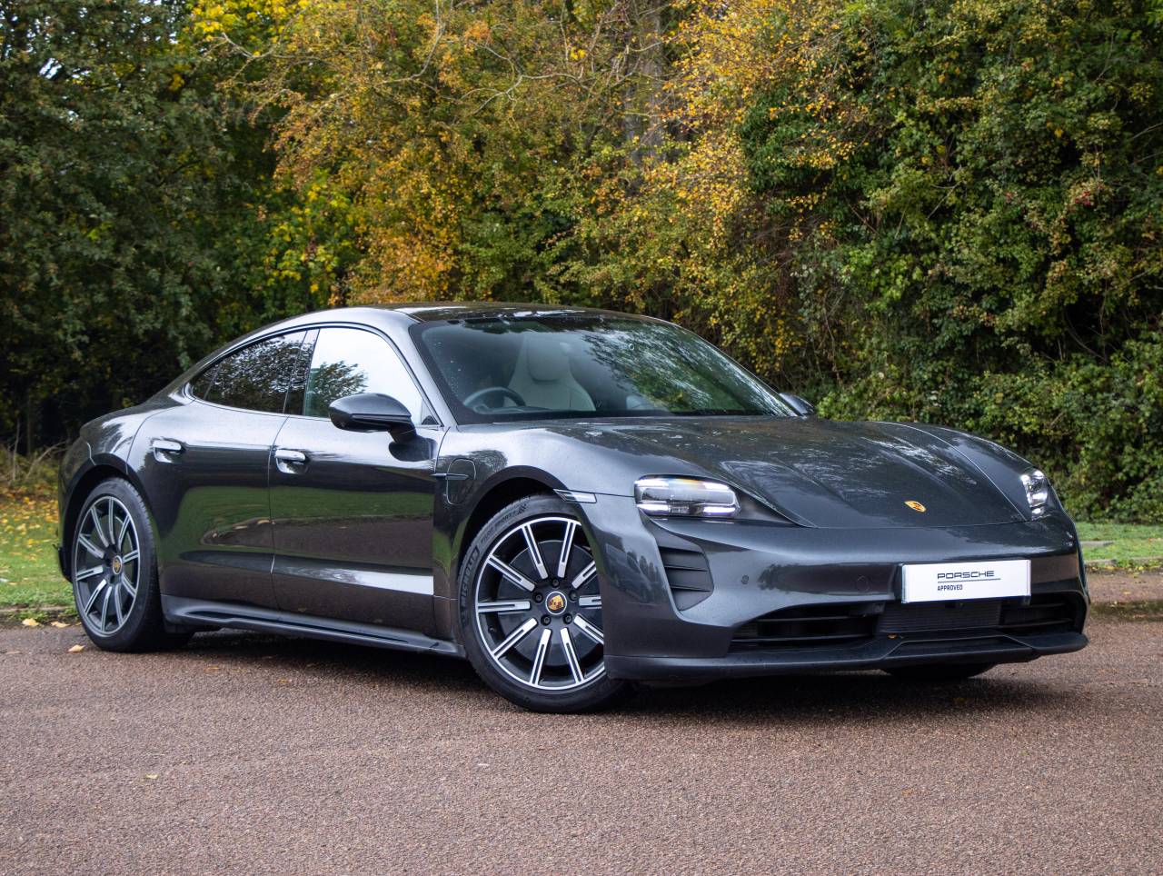 Main listing image - Porsche Cayenne