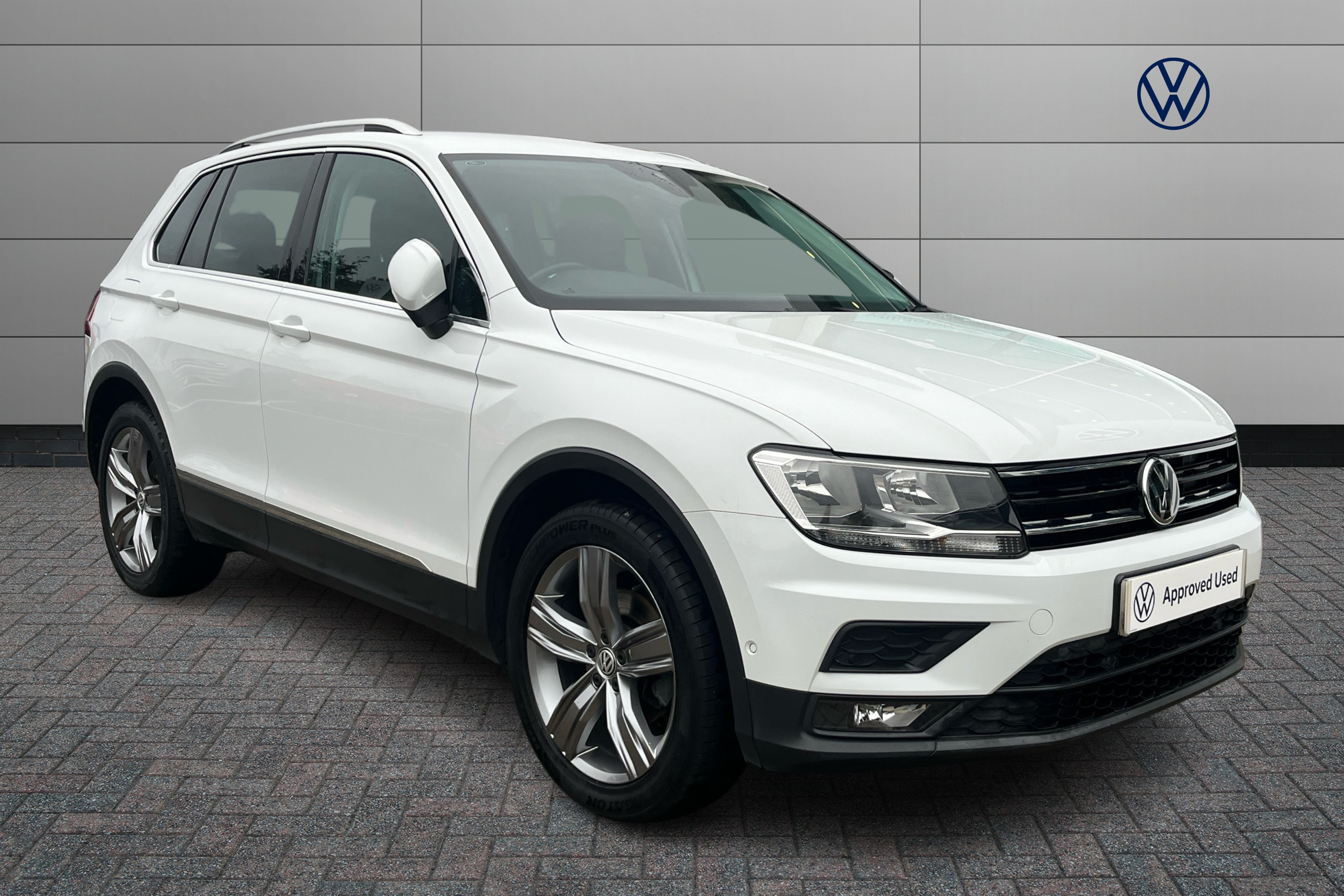Main listing image - Volkswagen Tiguan