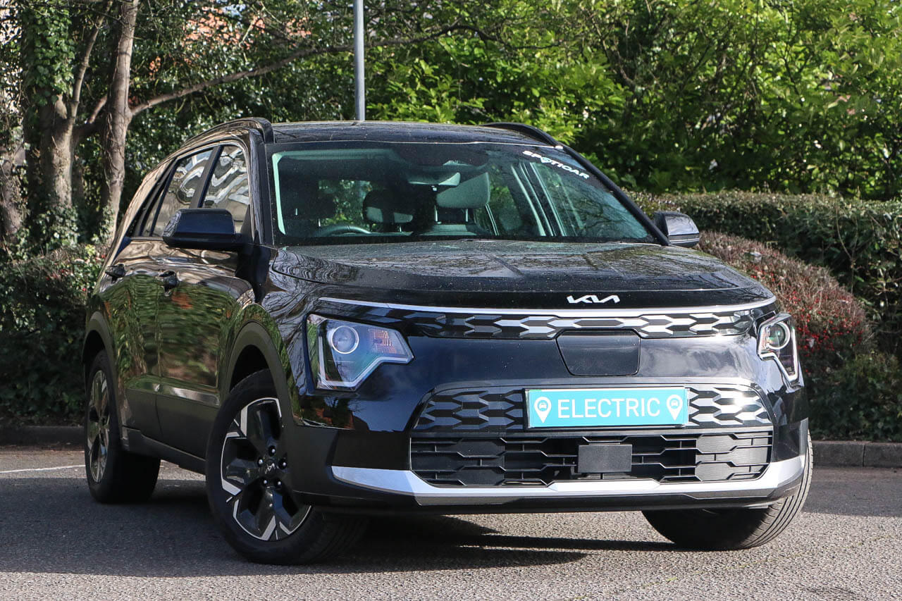 Main listing image - Kia Niro