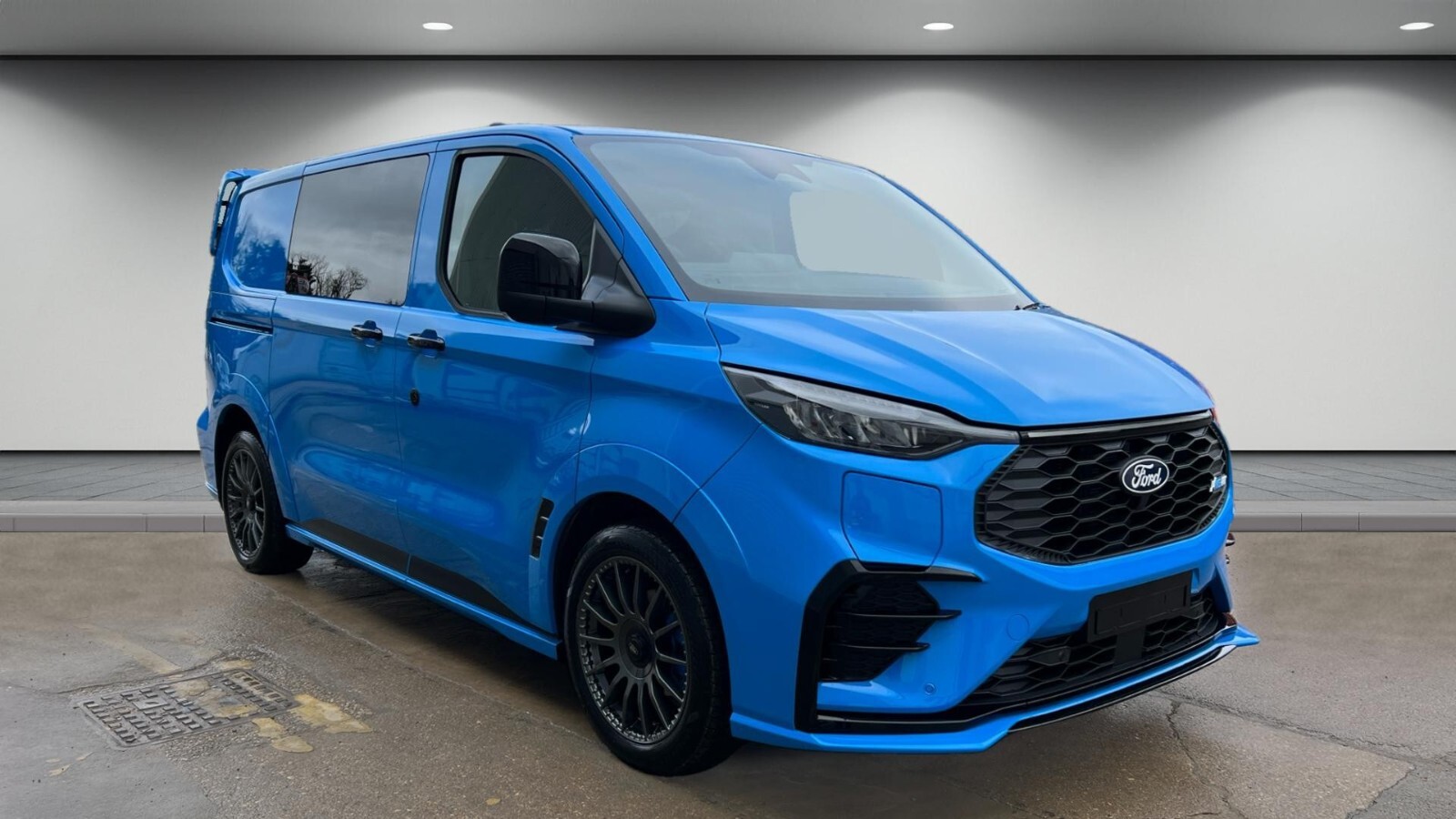 Main listing image - Ford Transit Custom