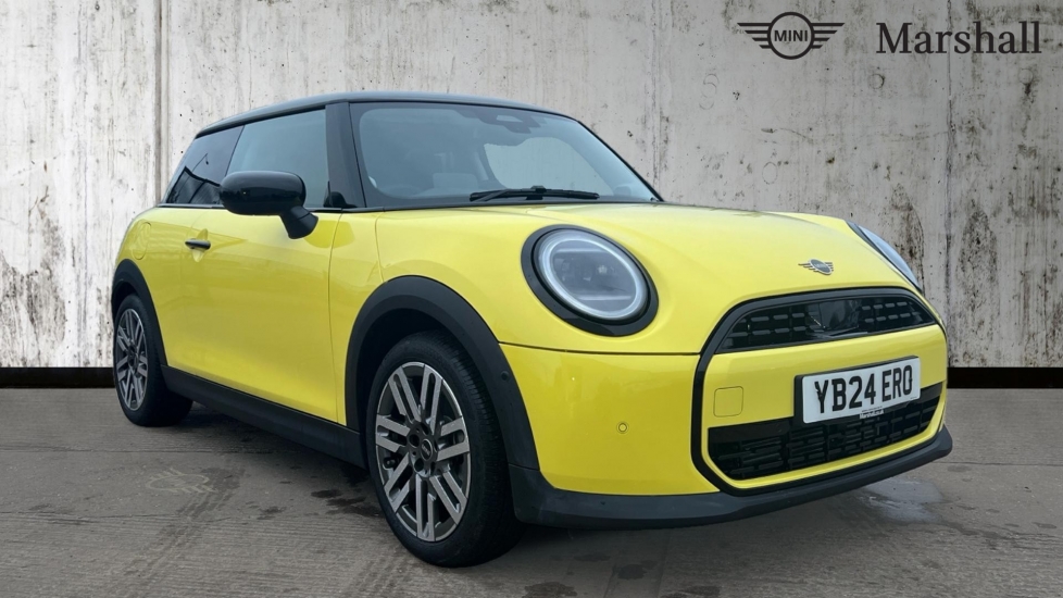 Main listing image - MINI Hatchback