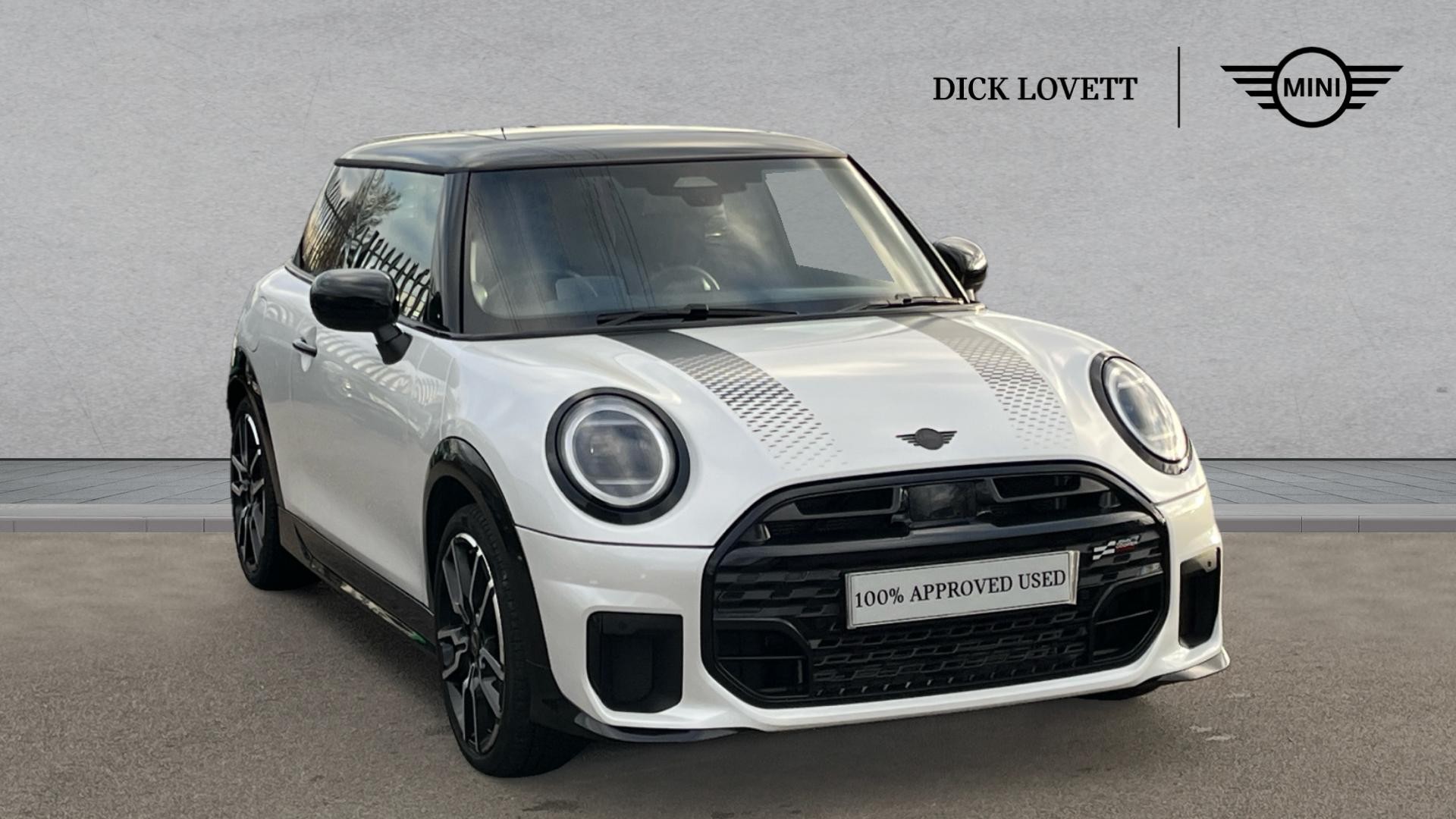 Main listing image - MINI Hatchback