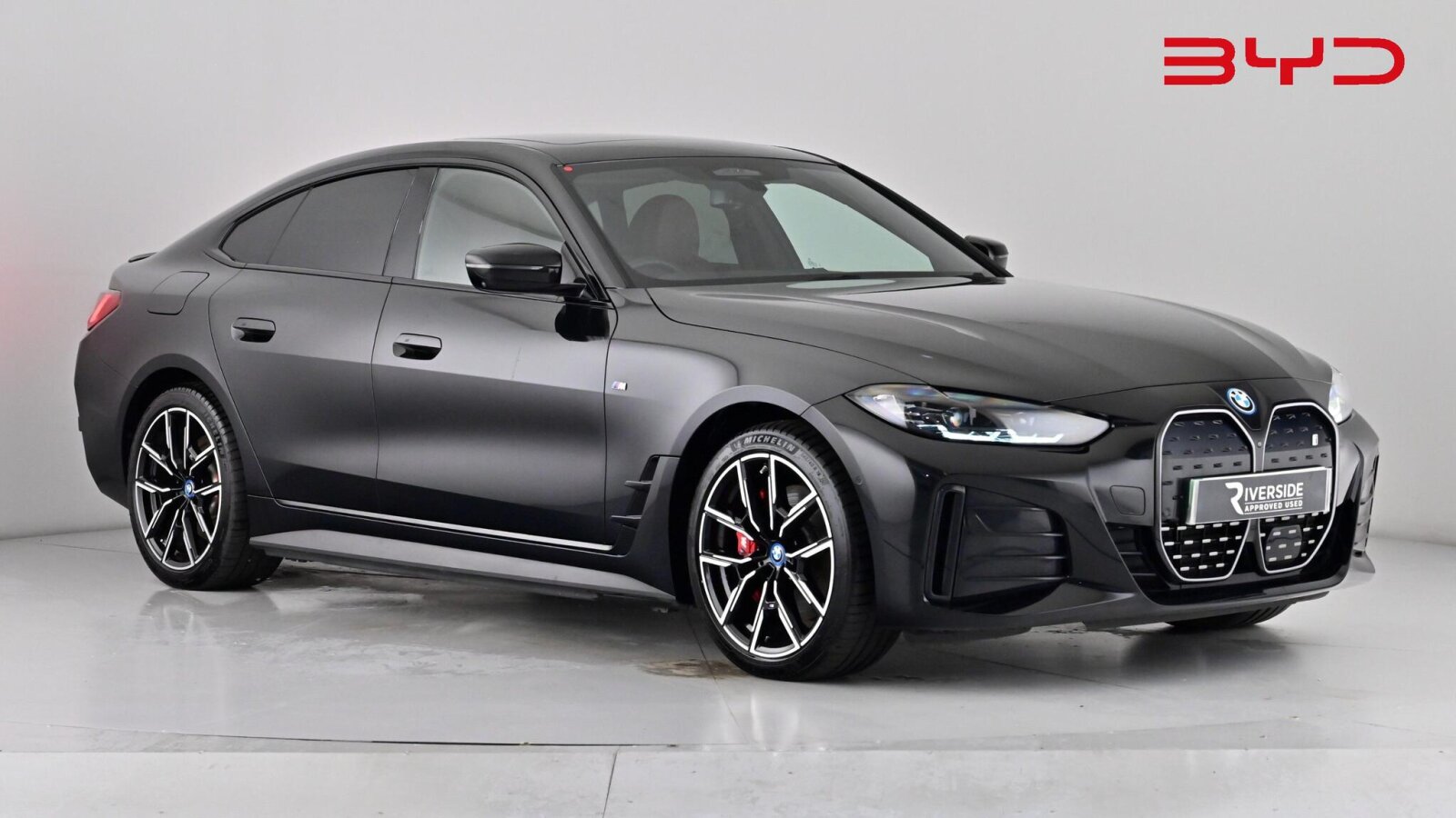 Main listing image - BMW i4