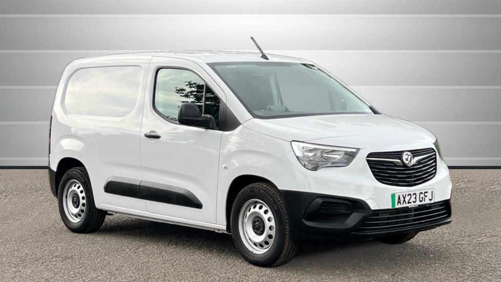 Main listing image - Vauxhall Combo Cargo-e