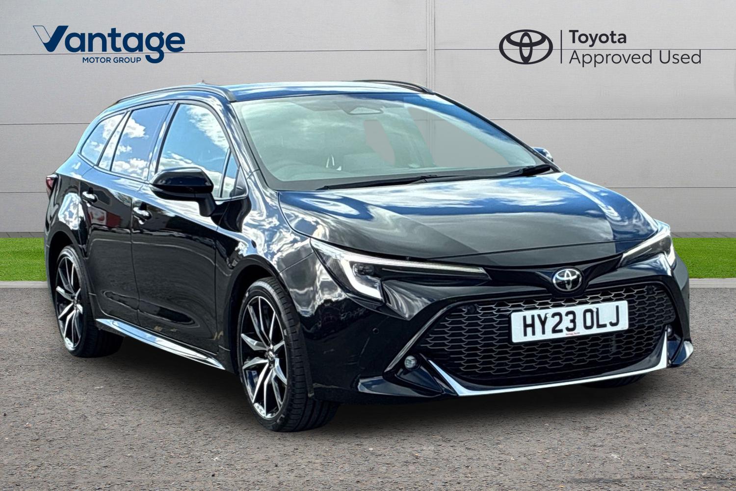 Main listing image - Toyota Corolla