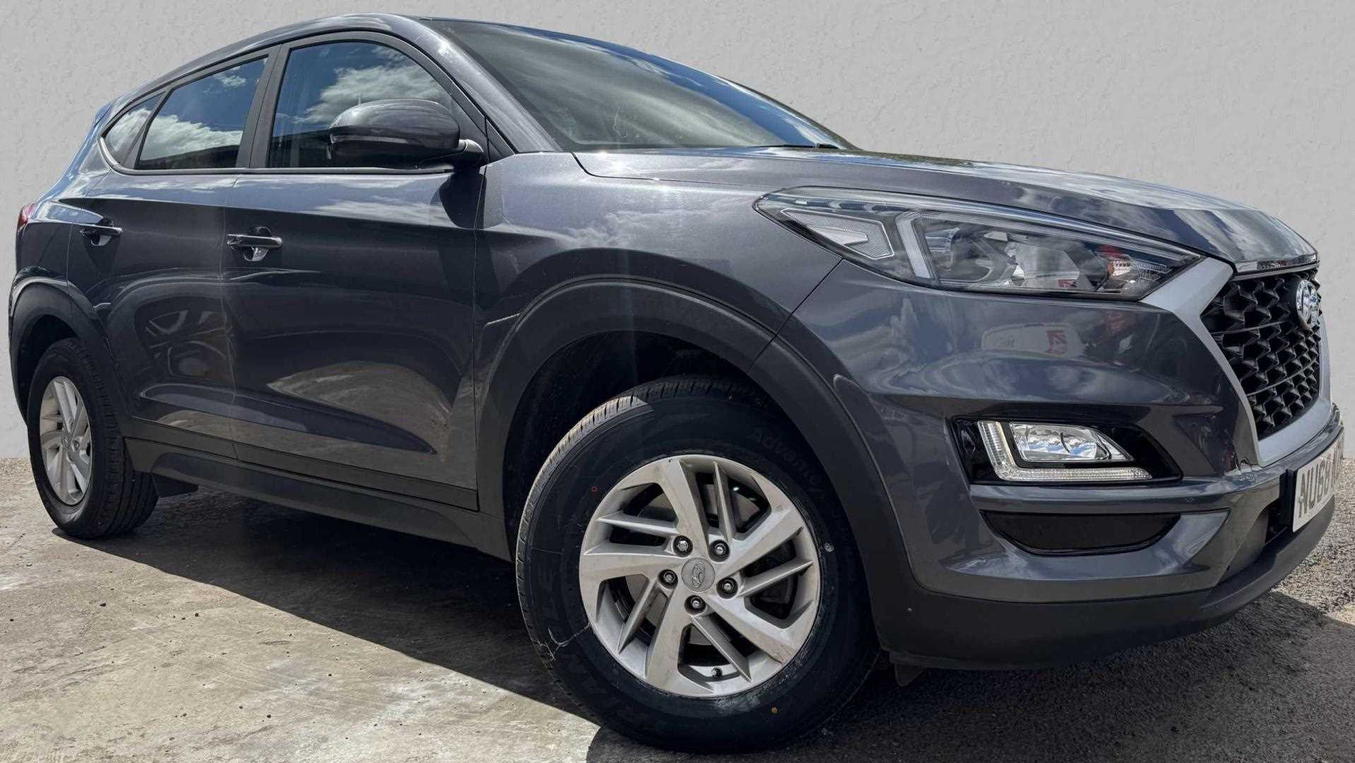 Main listing image - Hyundai Tucson