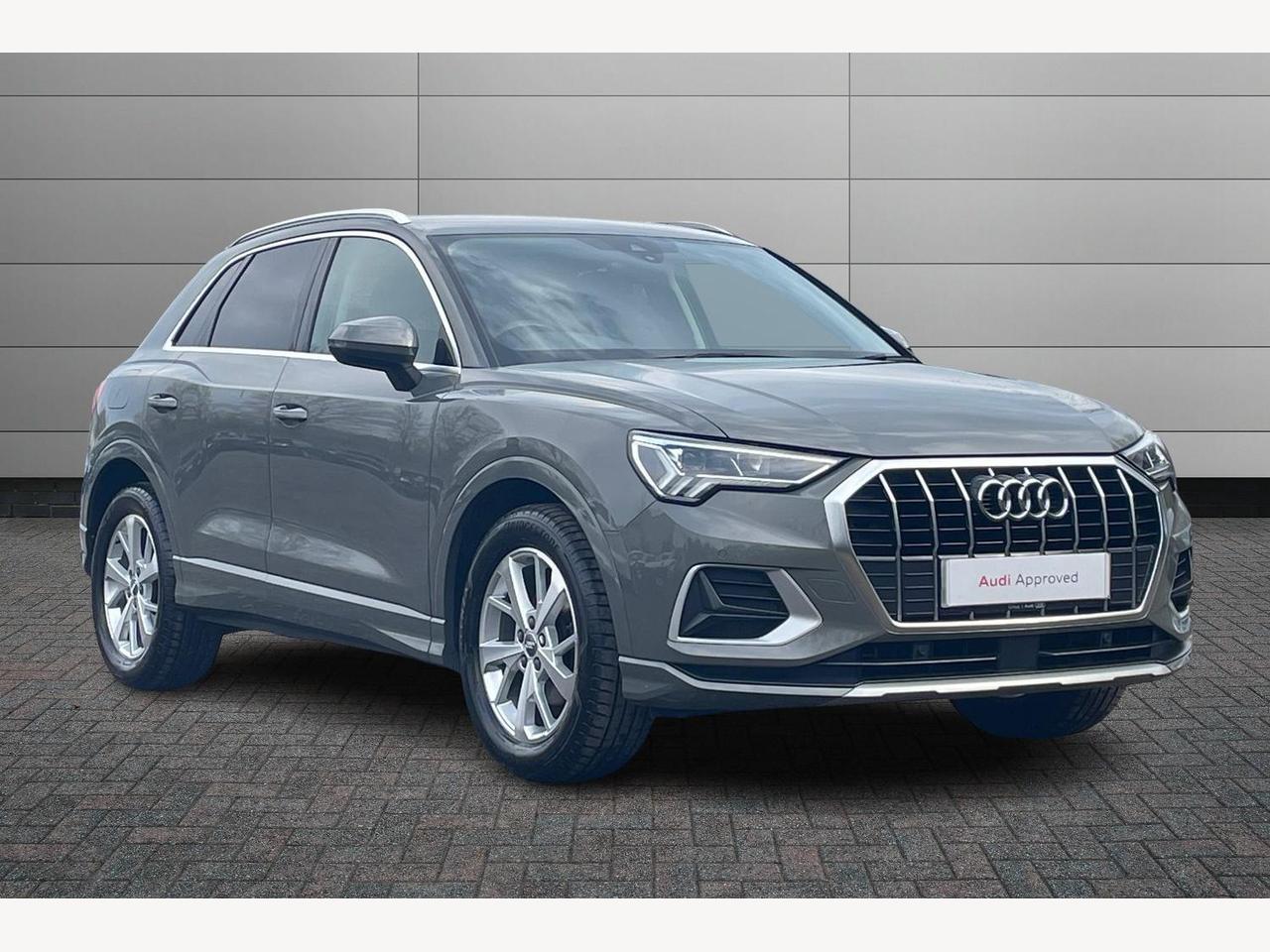 Main listing image - Audi Q3