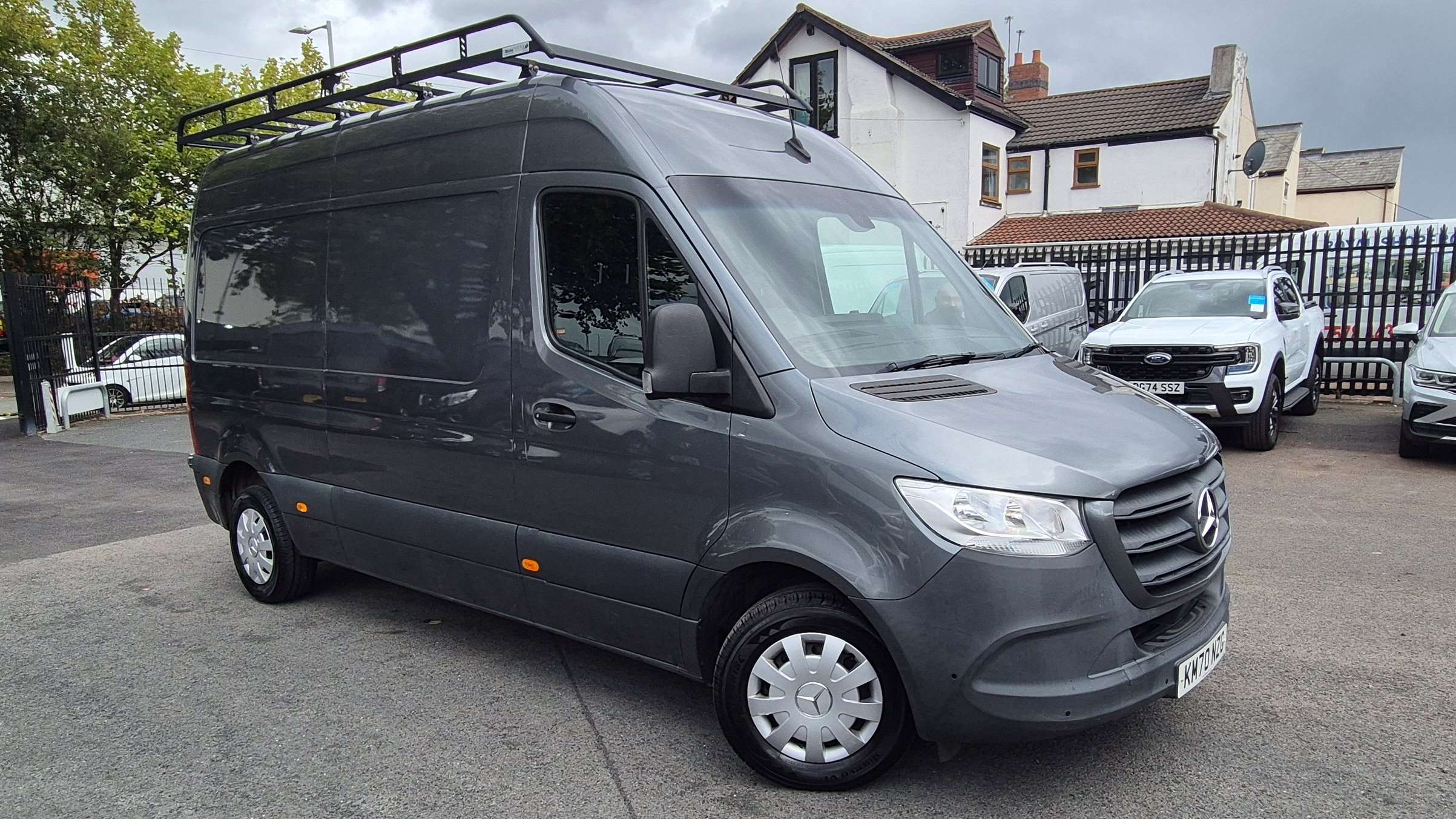 Main listing image - Mercedes-Benz Sprinter