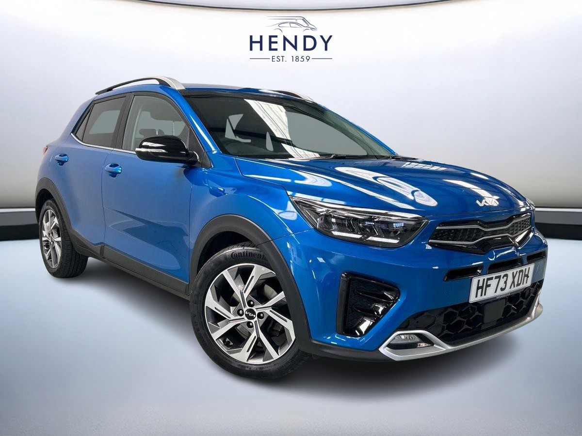 Main listing image - Kia Stonic