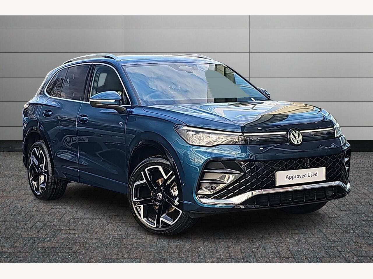 Main listing image - Volkswagen Tiguan