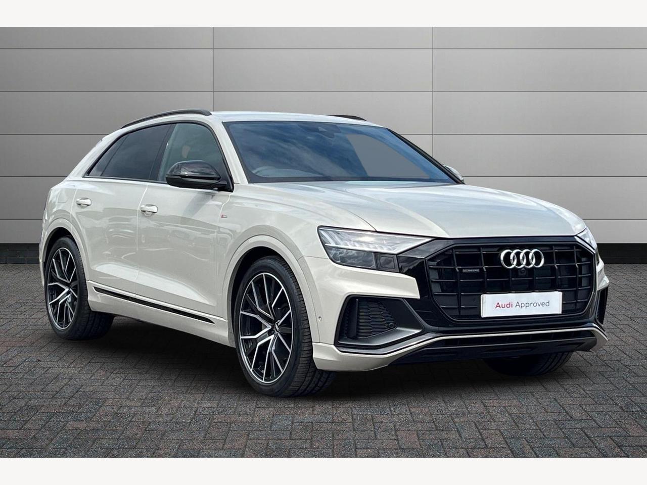 Main listing image - Audi Q8