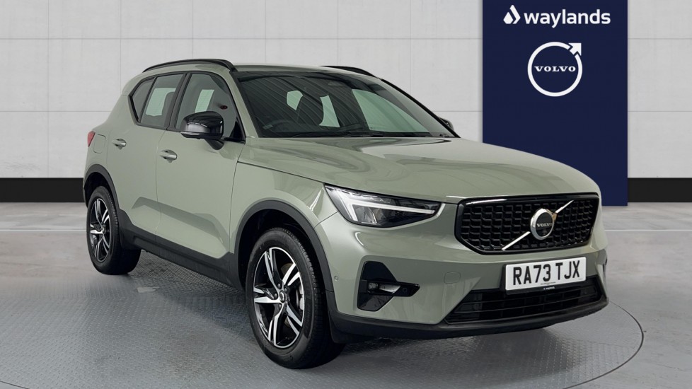 Main listing image - Volvo XC40