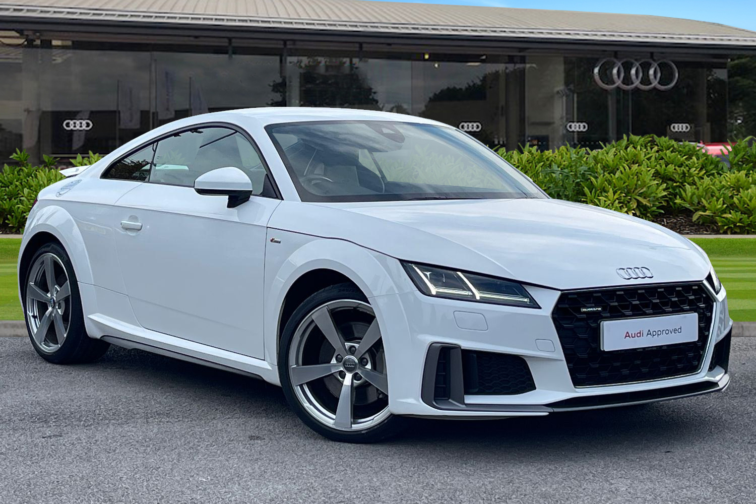 Main listing image - Audi TT