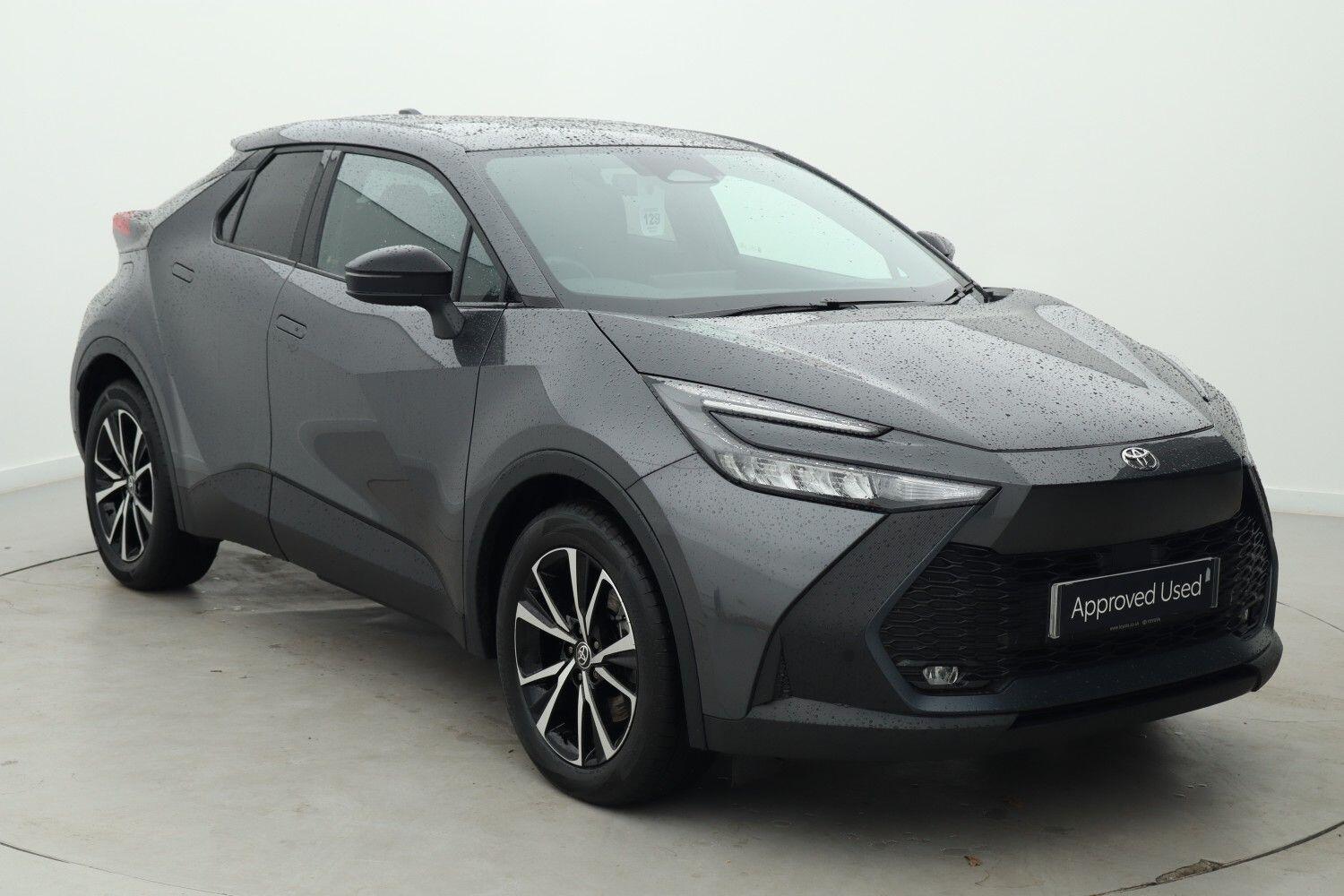 Main listing image - Toyota C-HR