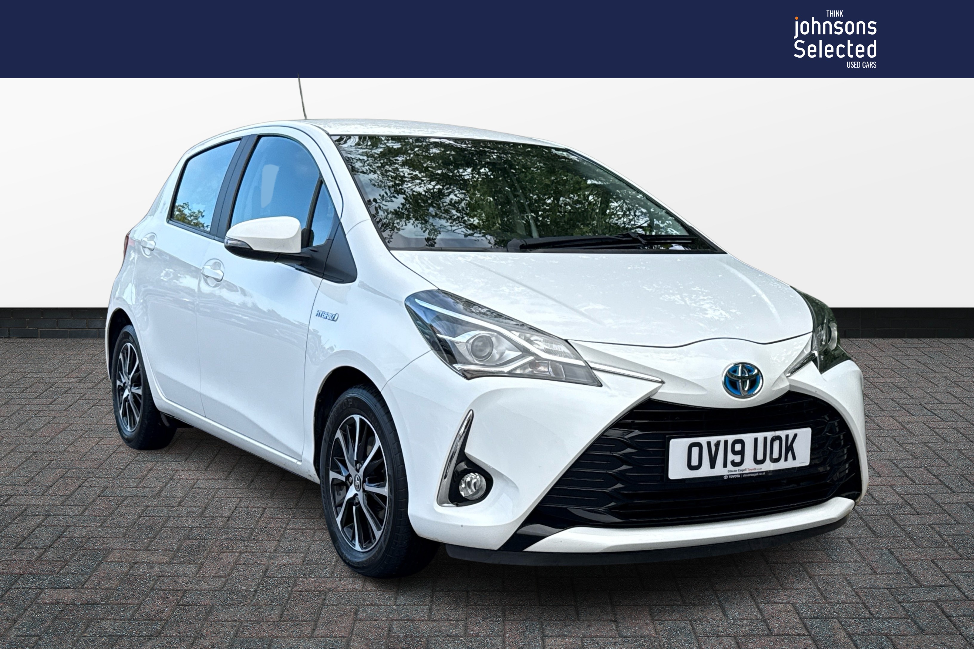 Main listing image - Toyota Yaris