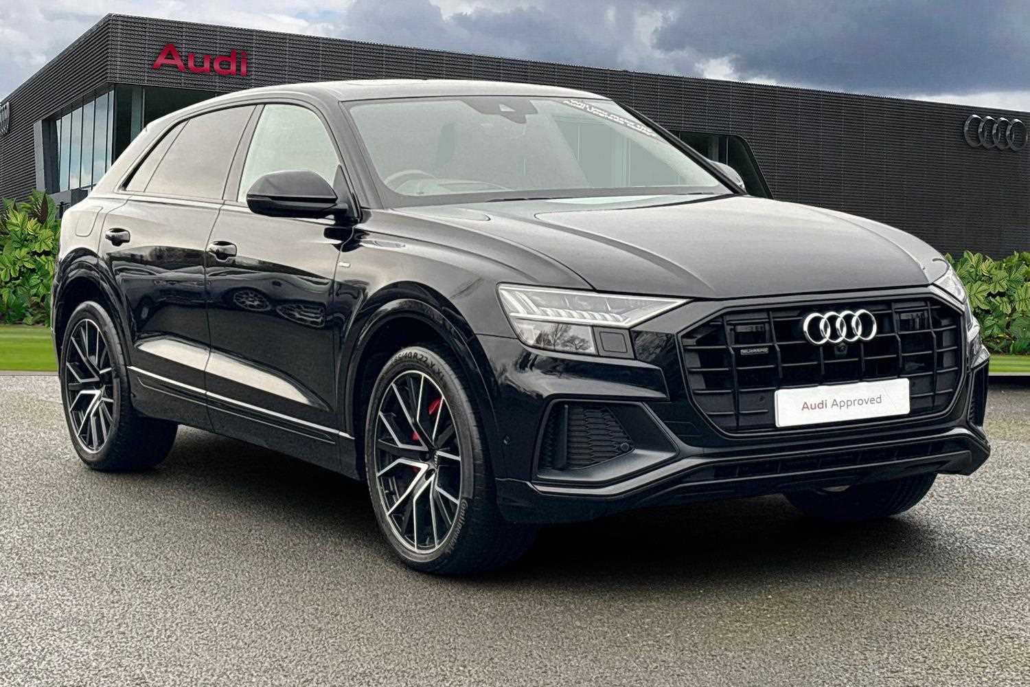 Main listing image - Audi Q8