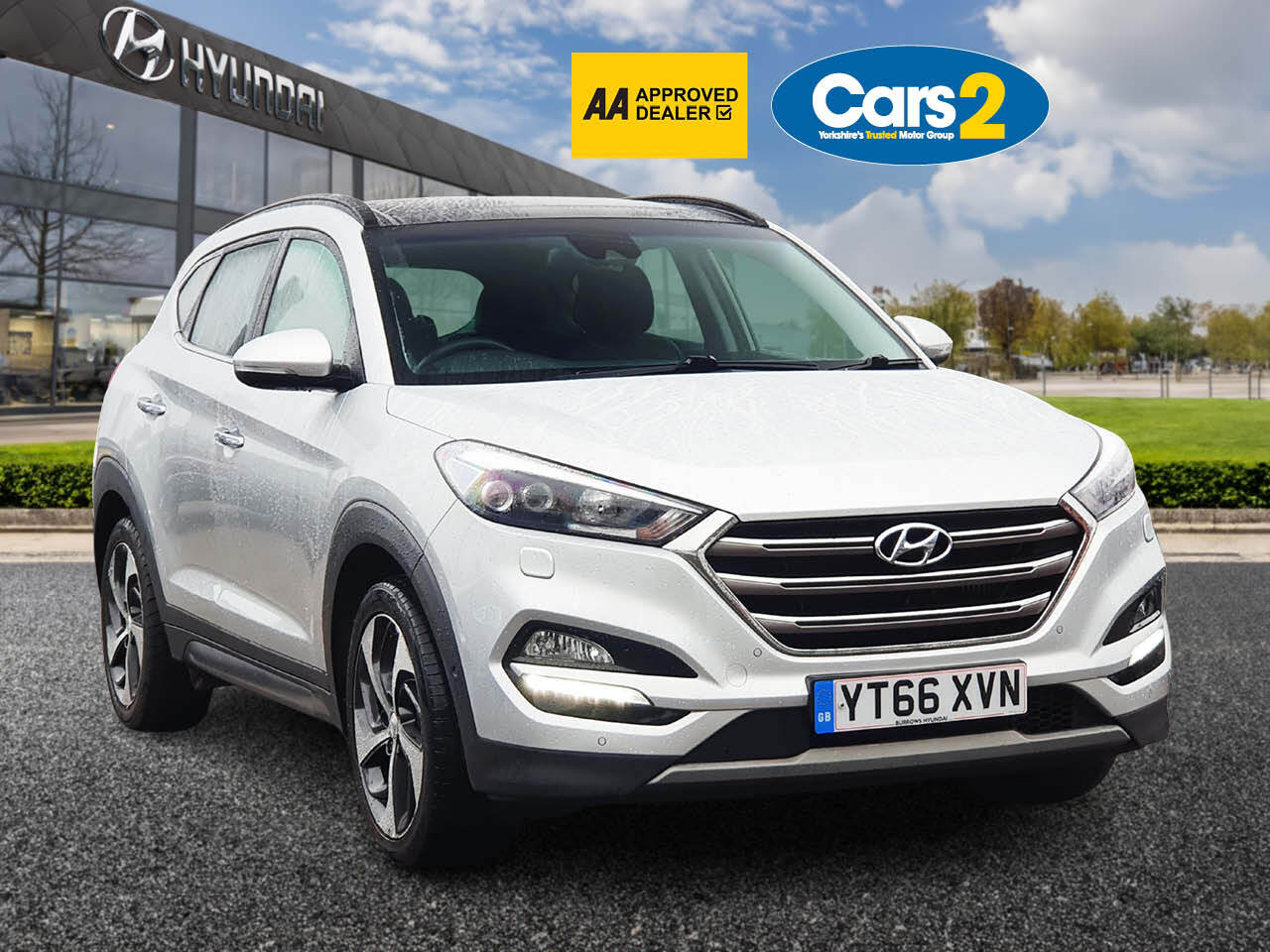 Main listing image - Hyundai Tucson