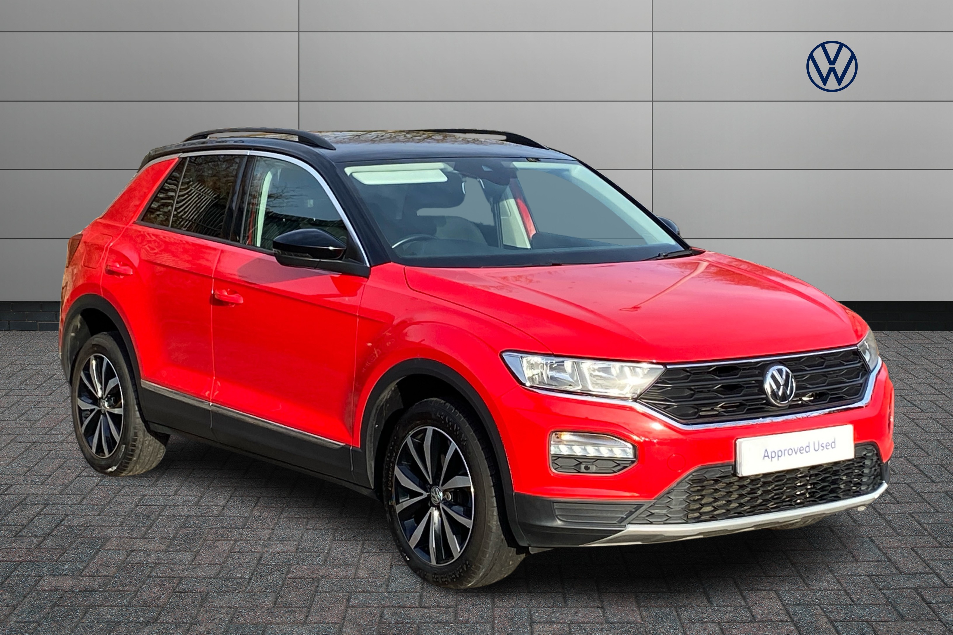 Main listing image - Volkswagen T-Roc