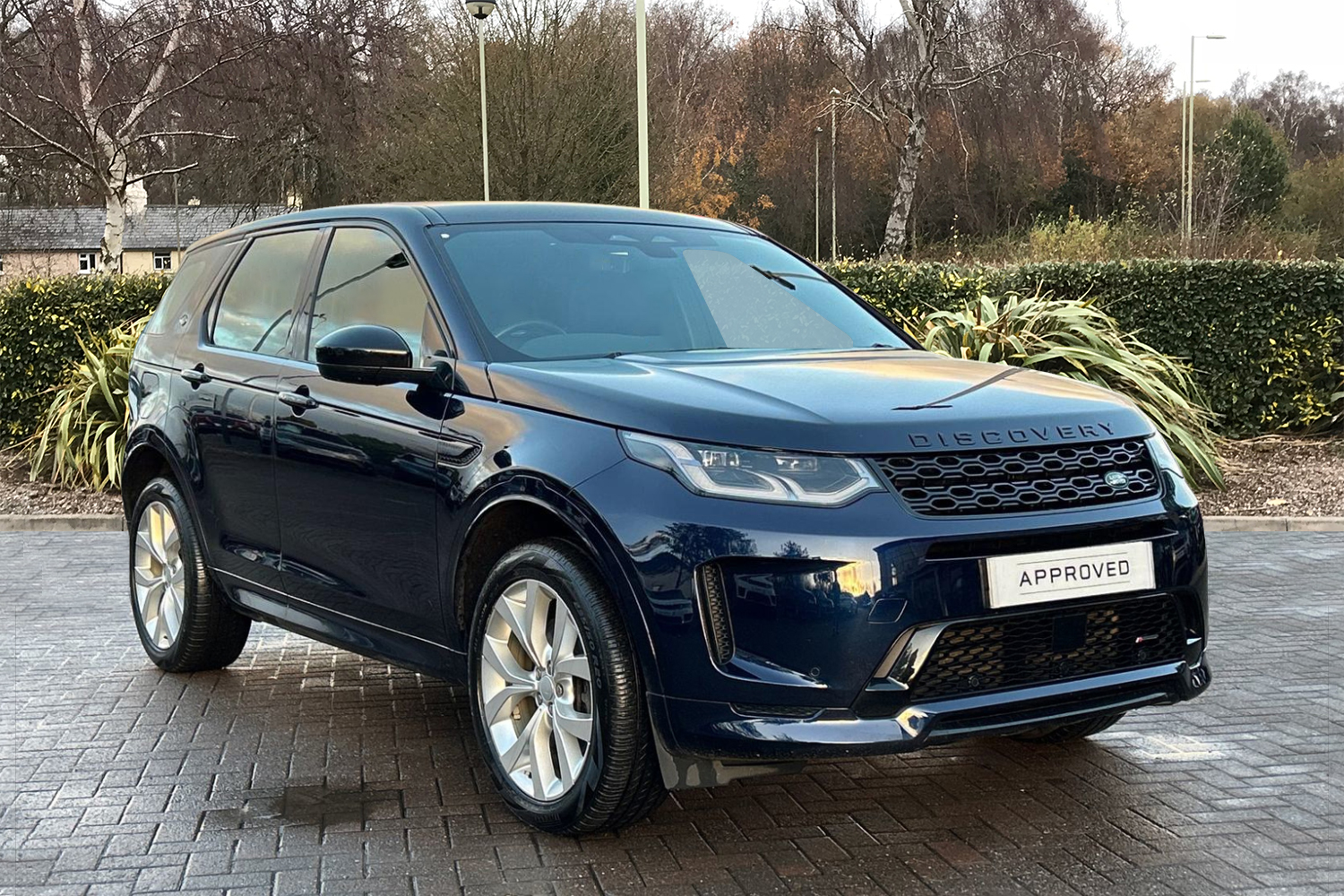 Main listing image - Land Rover Discovery Sport