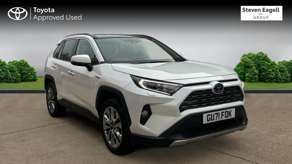 Main listing image - Toyota RAV4