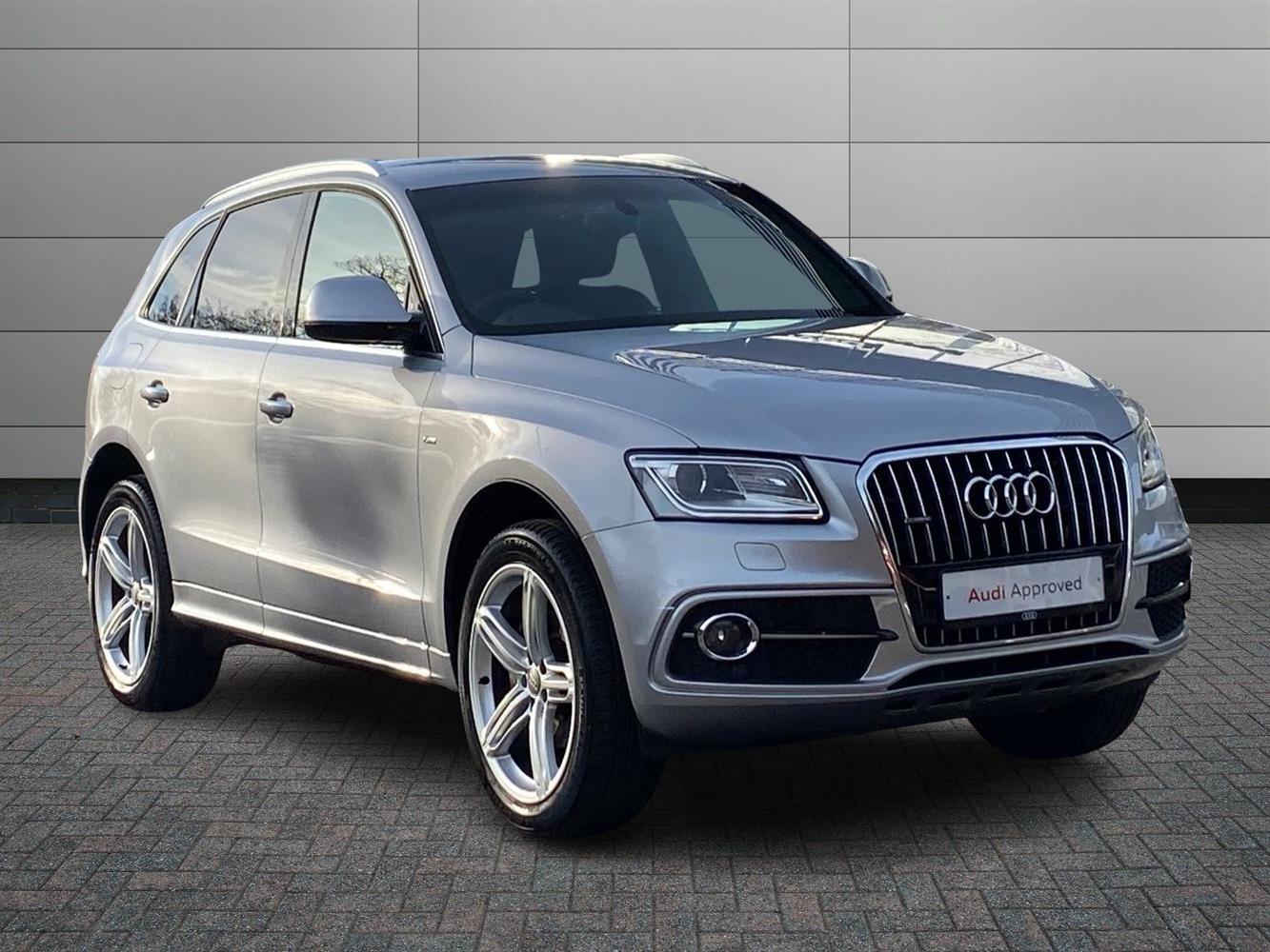 Main listing image - Audi Q5