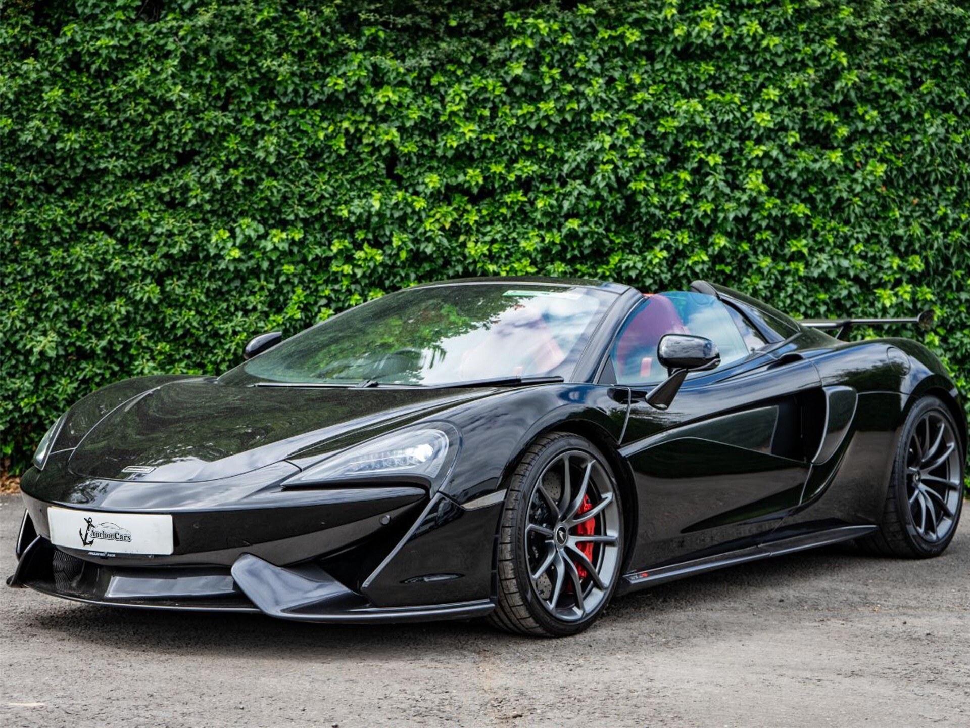 Main listing image - McLaren 570