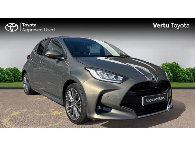 Main listing image - Toyota Yaris
