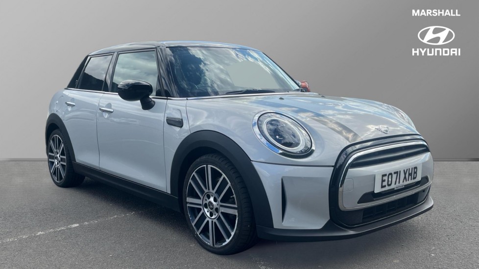 Main listing image - MINI Hatchback