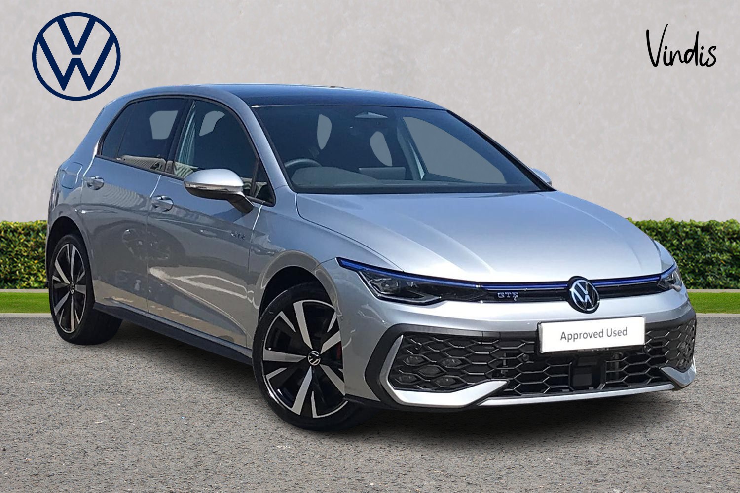 Main listing image - Volkswagen Golf