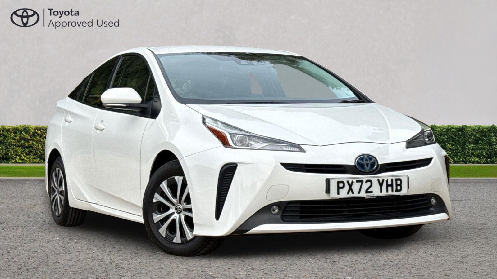Main listing image - Toyota Prius