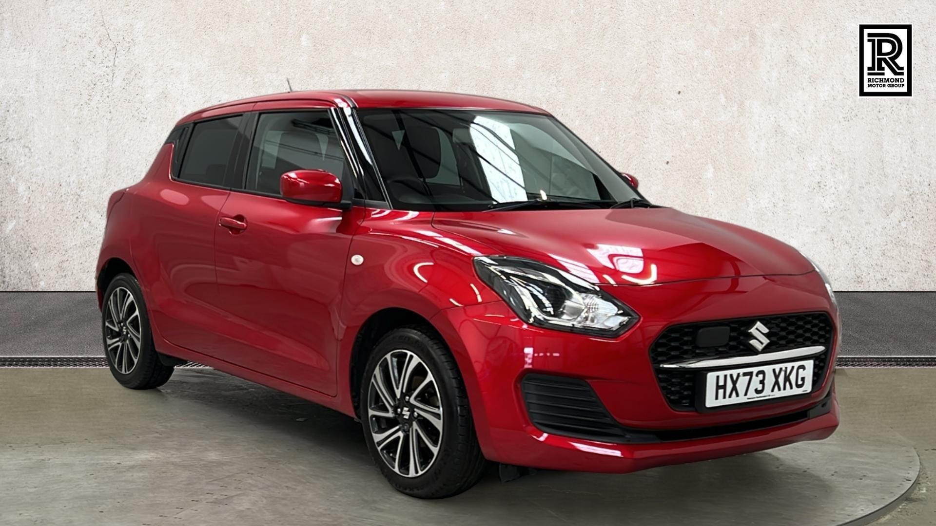 Main listing image - Suzuki Swift