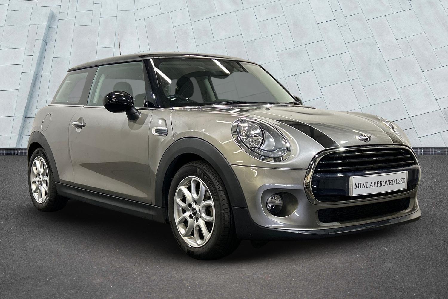 Main listing image - MINI Hatchback