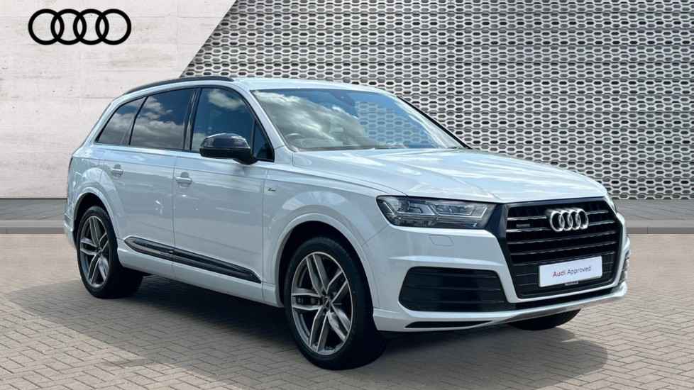 Main listing image - Audi Q7