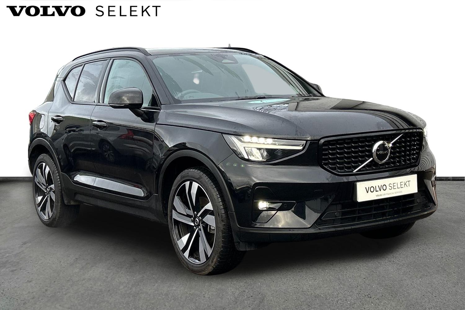 Main listing image - Volvo XC40