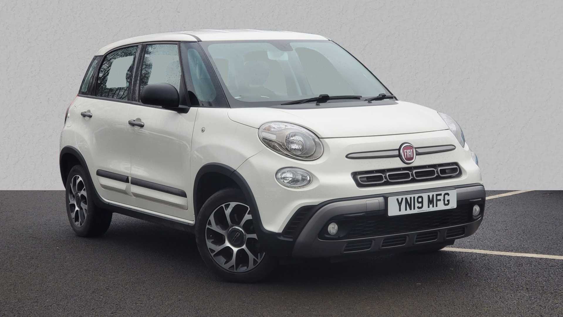 Main listing image - Fiat 500L