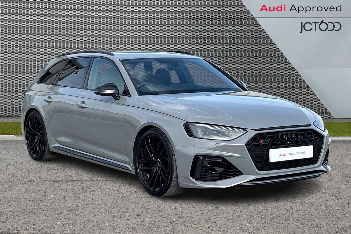 Main listing image - Audi RS4