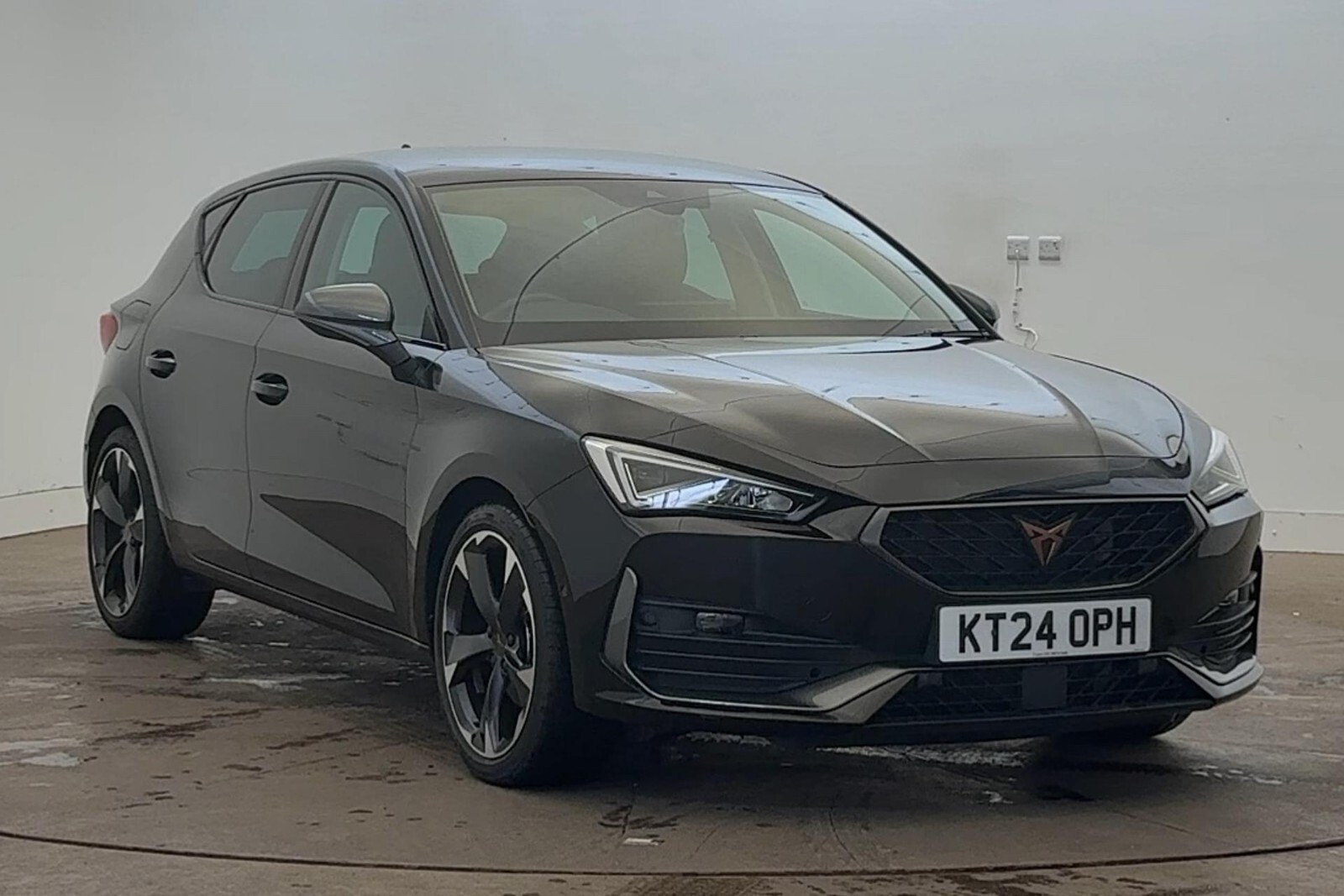 Main listing image - Cupra Leon