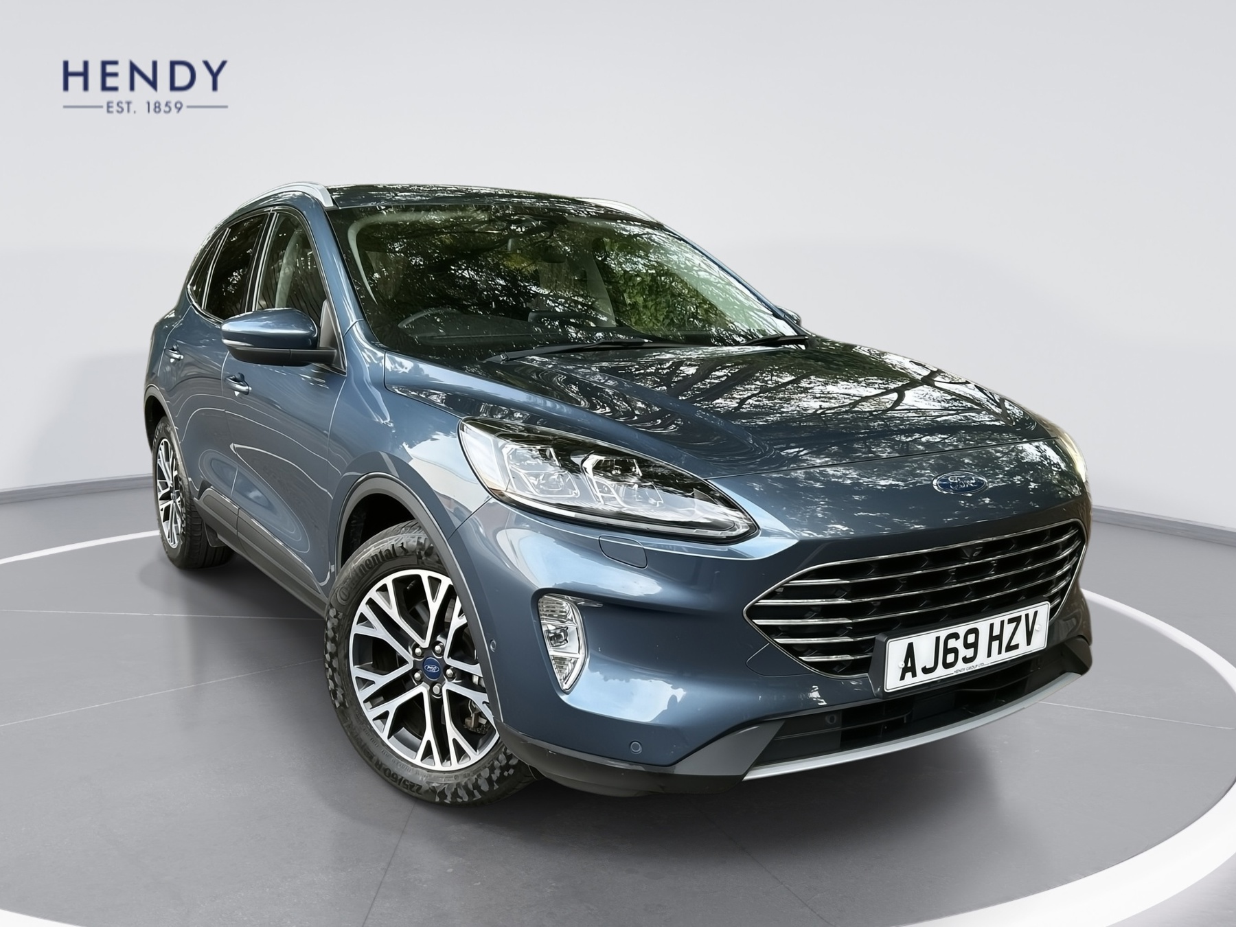 Main listing image - Ford Kuga