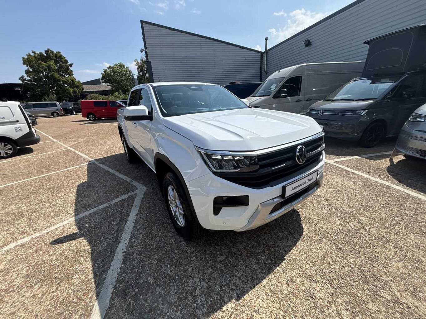 Main listing image - Volkswagen Amarok