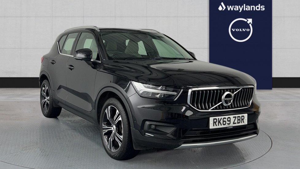 Main listing image - Volvo XC40