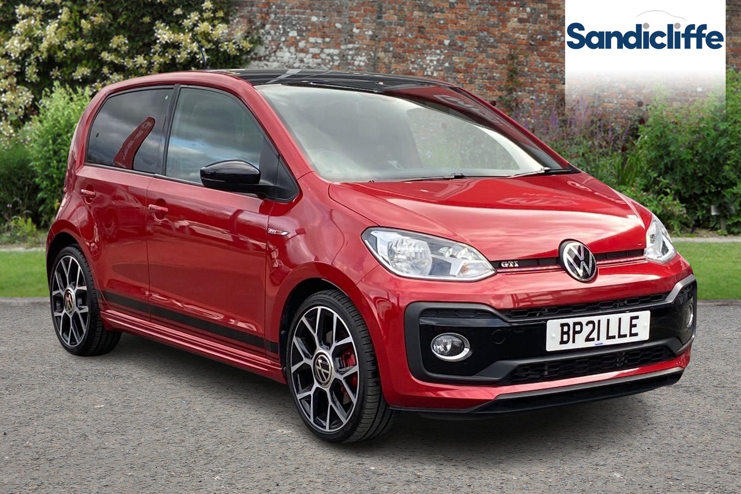 Main listing image - Volkswagen Up GTI