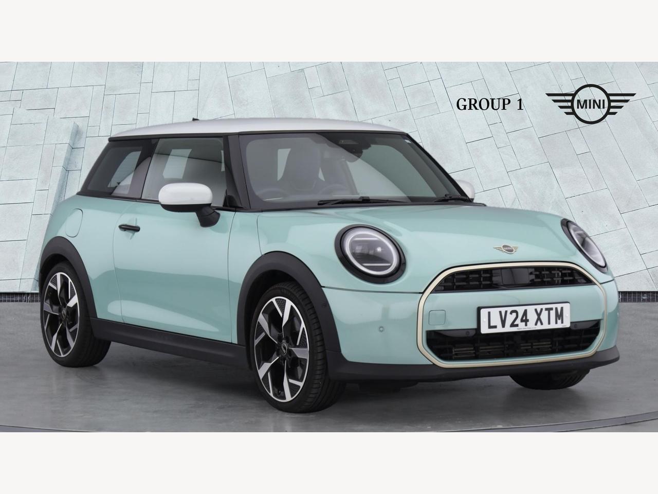 Main listing image - MINI Hatchback