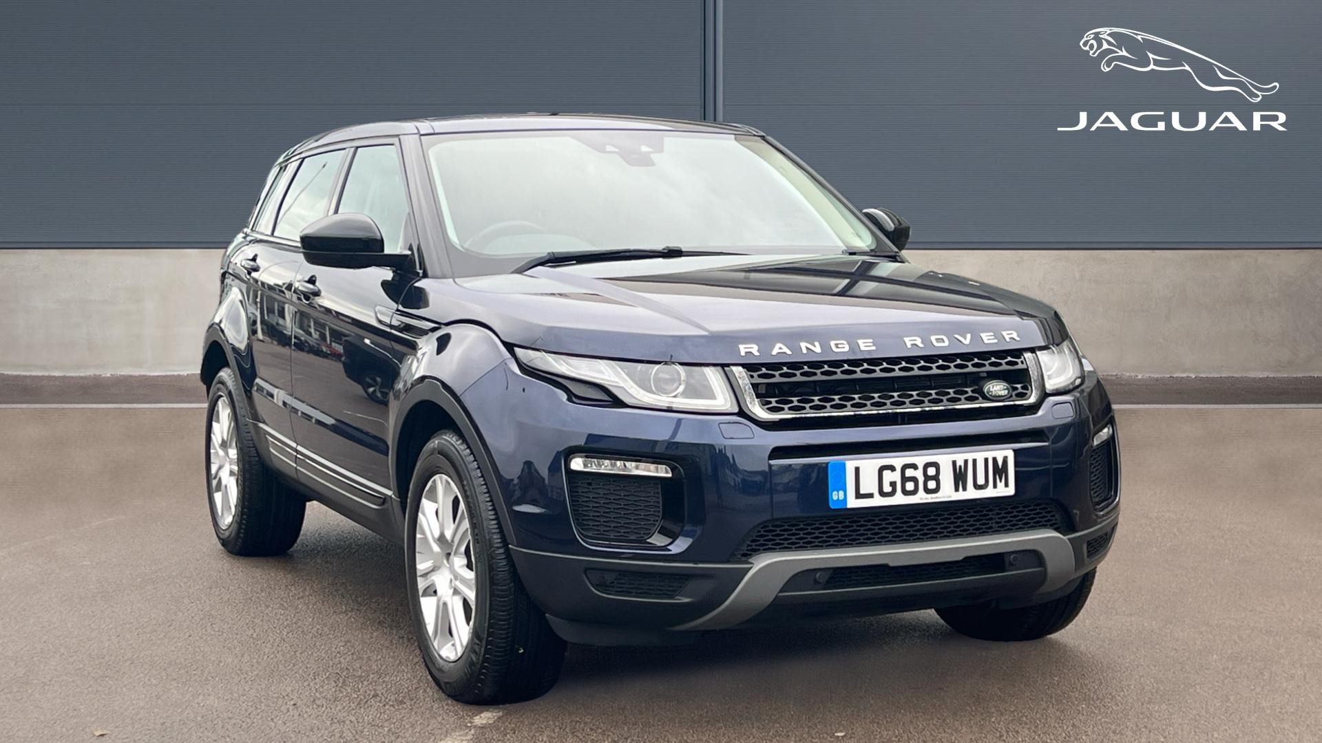 Main listing image - Land Rover Range Rover Evoque