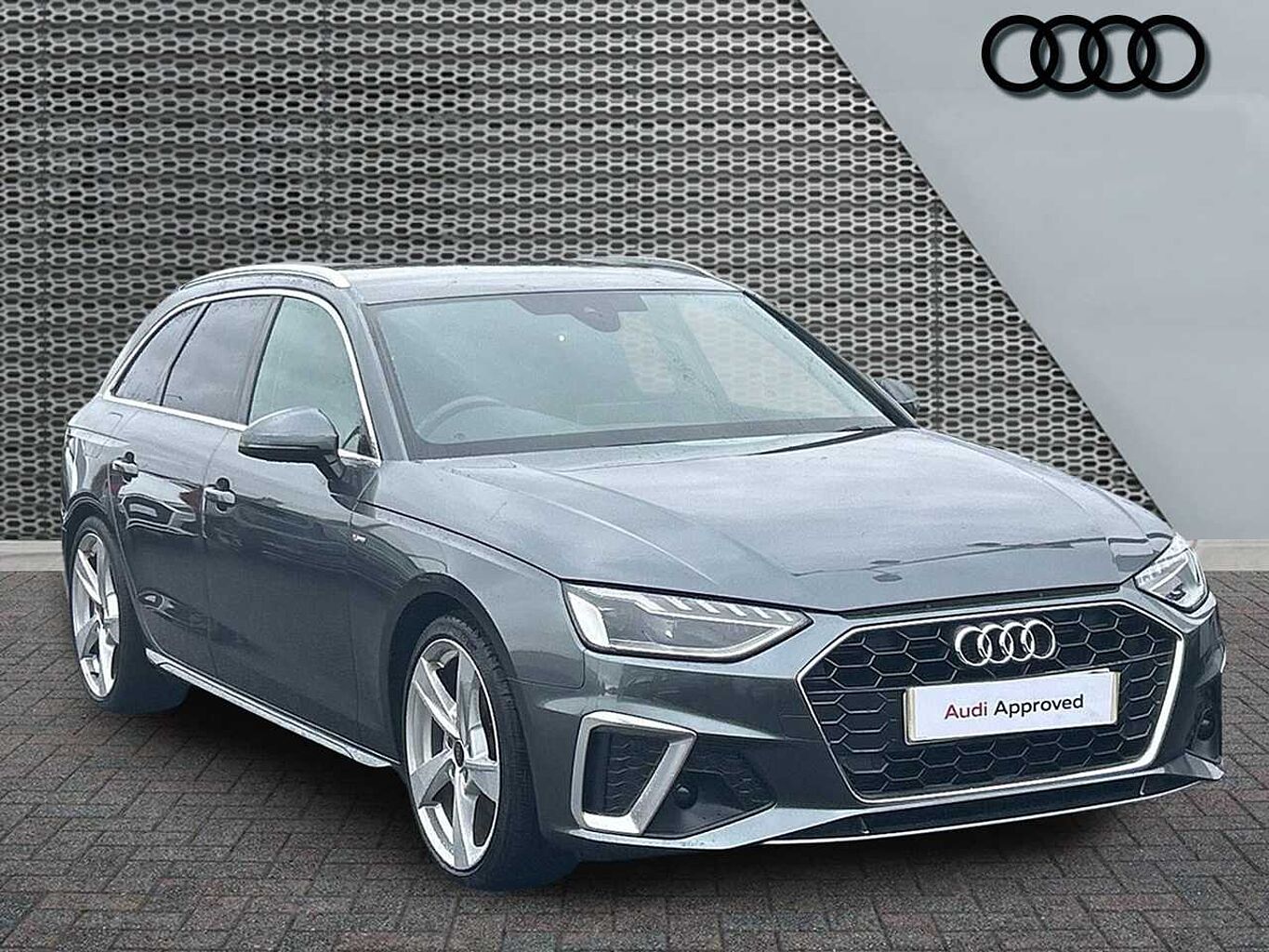 Main listing image - Audi A4