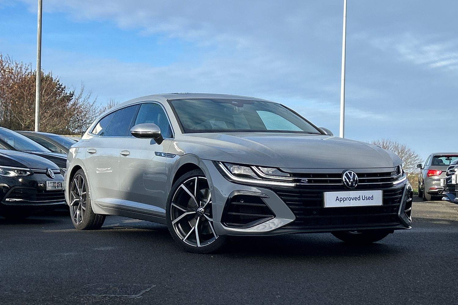 Main listing image - Volkswagen Arteon Shooting Brake